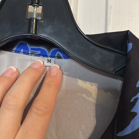 Back to the 80s Men’s Button Down Size Medium - Picture 4 of 4